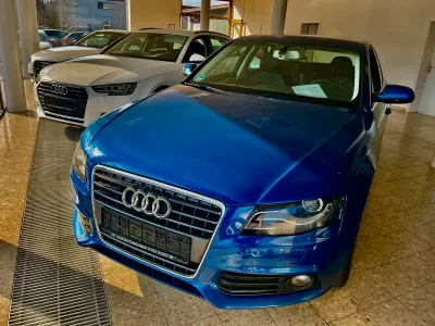 Gebraucht Audi A4 Advanced 179 PS (131 kW) 2009 Arubablau perleffekt Limousine