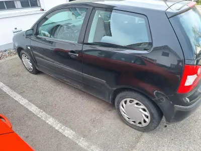 Brugt VW Polo 54 HK (39 kW) 2004 Sort Hatchback
