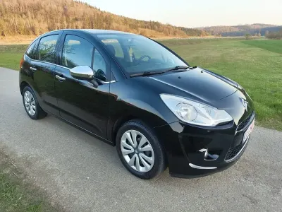 Gebraucht Citroën C3 SELECTION 68 PS (50 kW) 2013 Schwarz Limousine