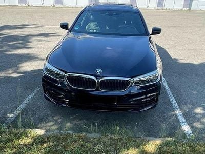 Second-hand BMW 540 Shadowline 320 CP (235 kW) 2018 Albastru Berlinǎ