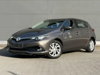 Brugt Toyota Auris Edition-S 116 HK (85 kW) 2016 Brun Sedan