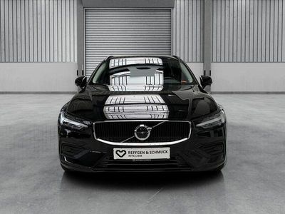 Gebraucht Volvo V60 163 PS (119 kW) 2022 Black stone Kombi