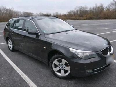 Gebraucht BMW 520 177 PS (130 kW) 2008 Schwarz Kombi