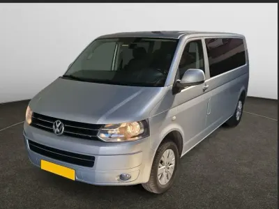 Gebraucht VW T5 Comfortline 140 PS (102 kW) 2014 Silber Van