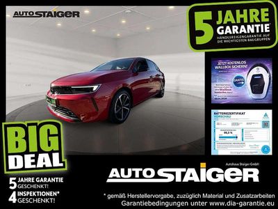 Gebraucht Opel Astra Elegance 181 PS (133 kW) 2023 Chili rot Limousine