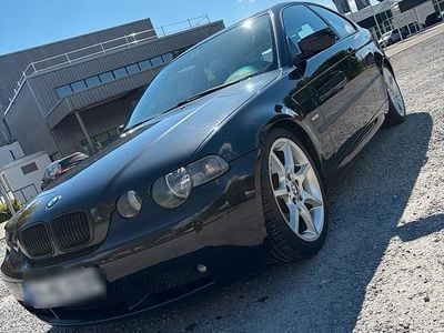 Second-hand BMW 325 M Sport 192 CP (141 kW) 2003 Negru Hatchback