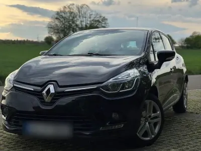 Gebraucht Renault Clio LIMITED 90 PS (66 kW) 2020 Schwarz Kleinwagen