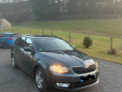 Gebraucht Skoda Octavia 150 PS (110 kW) 2014 Kleinwagen