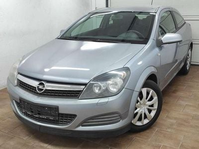 Gebraucht Opel Astra 116 PS (85 kW) 2009 Lichtsilber m2 Kleinwagen