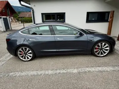 Gebraucht Tesla Model 3 Performance 377 kW (513 PS) 2019 Grau Limousine
