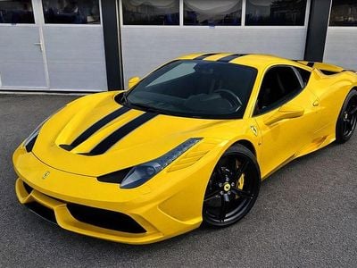 Gelb Gebraucht 2015 Ferrari 458 Coupé | 595.000 €