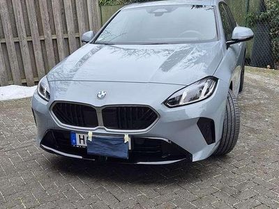 Grau Gebraucht 2025 BMW 116 Kleinwagen | 33.000 € (Fairer Preis)