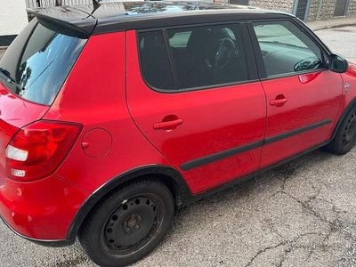 Gebraucht Skoda Fabia Monte Carlo 105 PS (77 kW) 2012 Rot Limousine