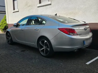 Gebraucht Opel Insignia Cosmo 260 PS (191 kW) 2009 Silber Limousine
