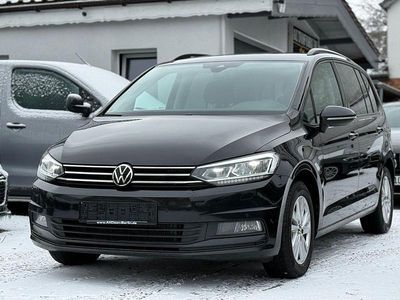 Gebraucht VW Touran Comfortline 150 PS (110 kW) 2022 Schwarz Van / Kleinbus