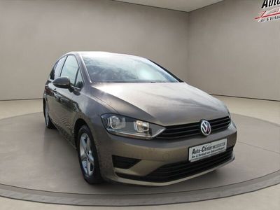 Gebraucht VW Golf Sportsvan Trendline 110 PS (80 kW) 2016 Gold Van / Kleinbus