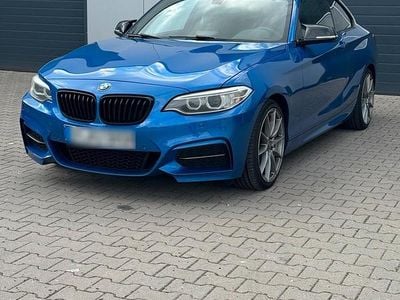 BMW M235