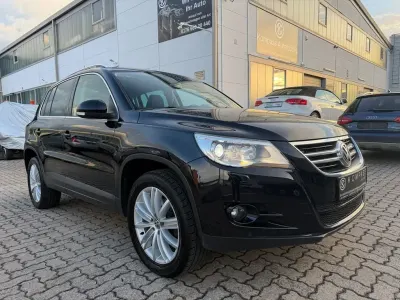 Używany VW Tiguan Team 170 KM (125 kW) 2011 Czarny SUV