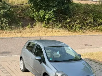 Gebraucht Fiat Punto Evo 77 PS (56 kW) 2010 Kleinwagen