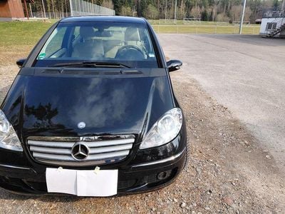 Gebraucht Mercedes A200 Elegance 136 PS (100 kW) 2008 Schwarz Limousine