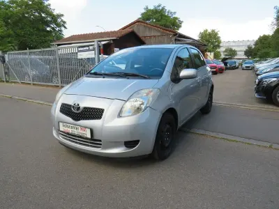 Gebraucht Toyota Yaris Sol 69 PS (50 kW) 2007 Silber Kleinwagen