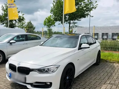 Gebraucht BMW 328 245 PS (180 kW) 2014 Weiß Limousine