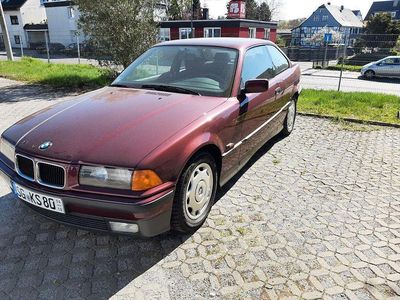 Gebraucht BMW 316 102 PS (75 kW) 1996 Rot Coupé