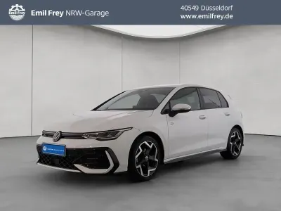 Gebraucht VW Golf VIII R-line 150 PS (110 kW) 2025 Pure white Limousine