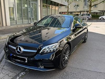 Second-hand Mercedes C200 AMG line 184 CP (135 kW) 2019 Negru Coupe