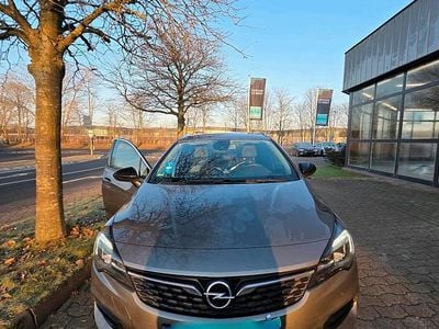 Grau Gebraucht 2022 Opel Astra Kombi | 13.500 € (Guter Preis)