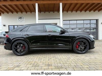Neu Audi RS Q8 Performance 640 PS (470 kW) 2025 Schwarz SUV