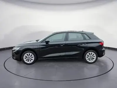 Second-hand Audi A3 Advanced 204 CP (150 kW) 2022 Negru Berlinǎ