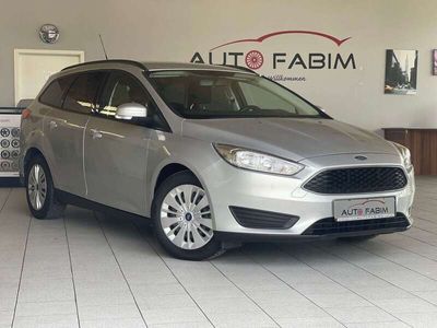 gebraucht Ford Focus 2.HAND*S.HEFT*6 GANG*EURO 6*PDC*SITZHEIZ