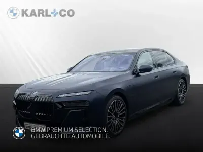 Gebraucht BMW 750e Comfort Edition 313 PS (230 kW) 2025 Blau Limousine