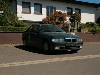 Gebraucht BMW 316 Basis 102 PS (75 kW) 1992 Grün Limousine