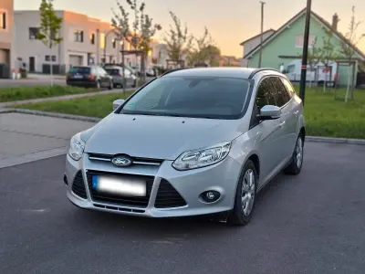 Occasion Ford Focus 105 ch (77 kW) 2013 Argent Break