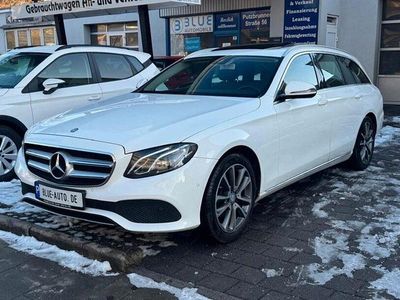 Gebraucht Mercedes E220 194 PS (142 kW) 2016 Weiß Limousine