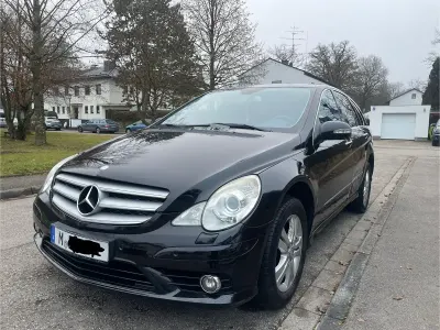 Gebraucht Mercedes R350 AMG 272 PS (200 kW) 2007 Schwarz Van / Kleinbus