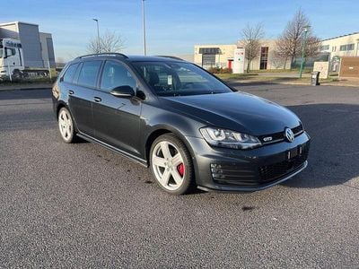 Gebraucht VW Golf VII GTD 184 PS (135 kW) 2016 Grau Kombi
