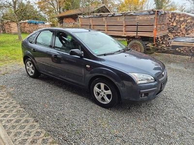 Blau Gebraucht 2006 Ford Focus Limousine | 1.100 € (Guter Preis)