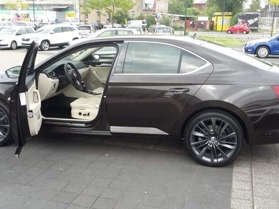 gebraucht Skoda Superb 2.0 TDI Premium Edition Premium Edition