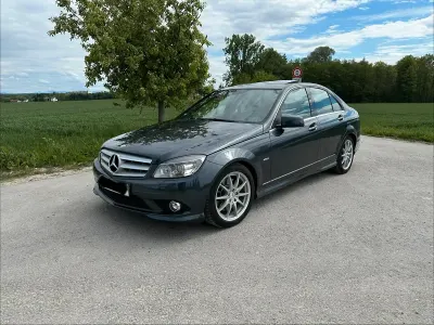 Używany Mercedes C280 Avantgarde 231 KM (169 kW) 2008 Szary Sedan/Limuzyna
