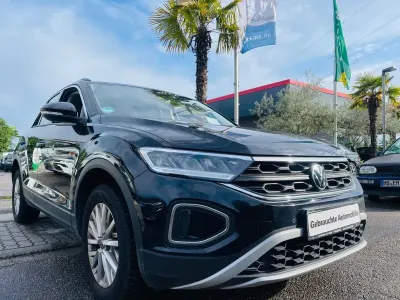 Gebraucht VW T-Roc Life 110 PS (80 kW) 2022 Deep black SUV