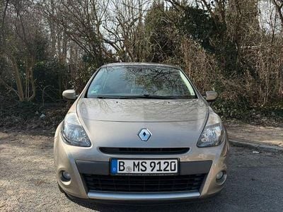 Gebraucht Renault Clio IV 75 PS (55 kW) 2012 Braun Limousine