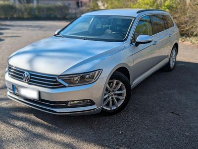 Gebraucht VW Passat Comfortline 150 PS (110 kW) 2015 Grau Kombi