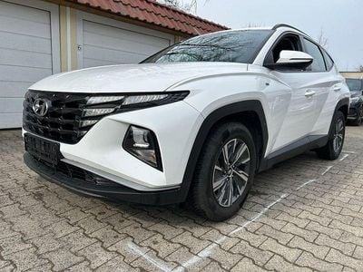 Gebraucht Hyundai Tucson Select 136 PS (100 kW) 2023 Weiß SUV