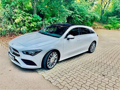 Weiß Gebraucht 2021 Mercedes 200 AMG Kombi | 27.500 € (Teuer)
