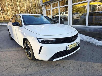 Neu Opel Astra Edition 131 PS (96 kW) 2025 Arktis weiss Kombi