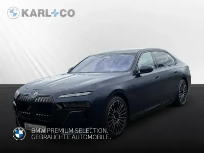 Gebraucht BMW 750e Comfort Edition 313 PS (230 kW) 2025 Blau Limousine