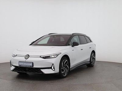 Schwarz Gebraucht 2025 VW ID.7 GTX Kombi | 56.990 € (Fairer Preis)